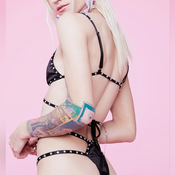 Sugar Thrills Satin Dance Lingerie Set - Picture 4 of 4